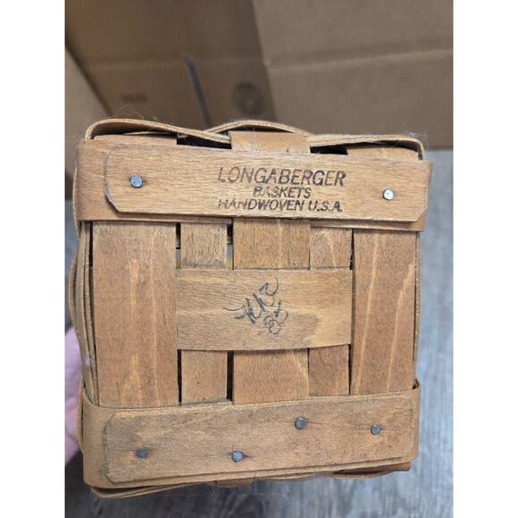 Longaberger Vintage 1985 1986 Square Bottom Upright Classic Basket - Picture 5 of 5